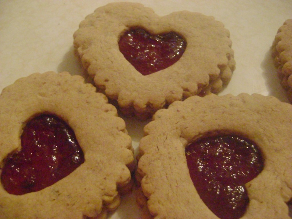 Linzer cookies 020
